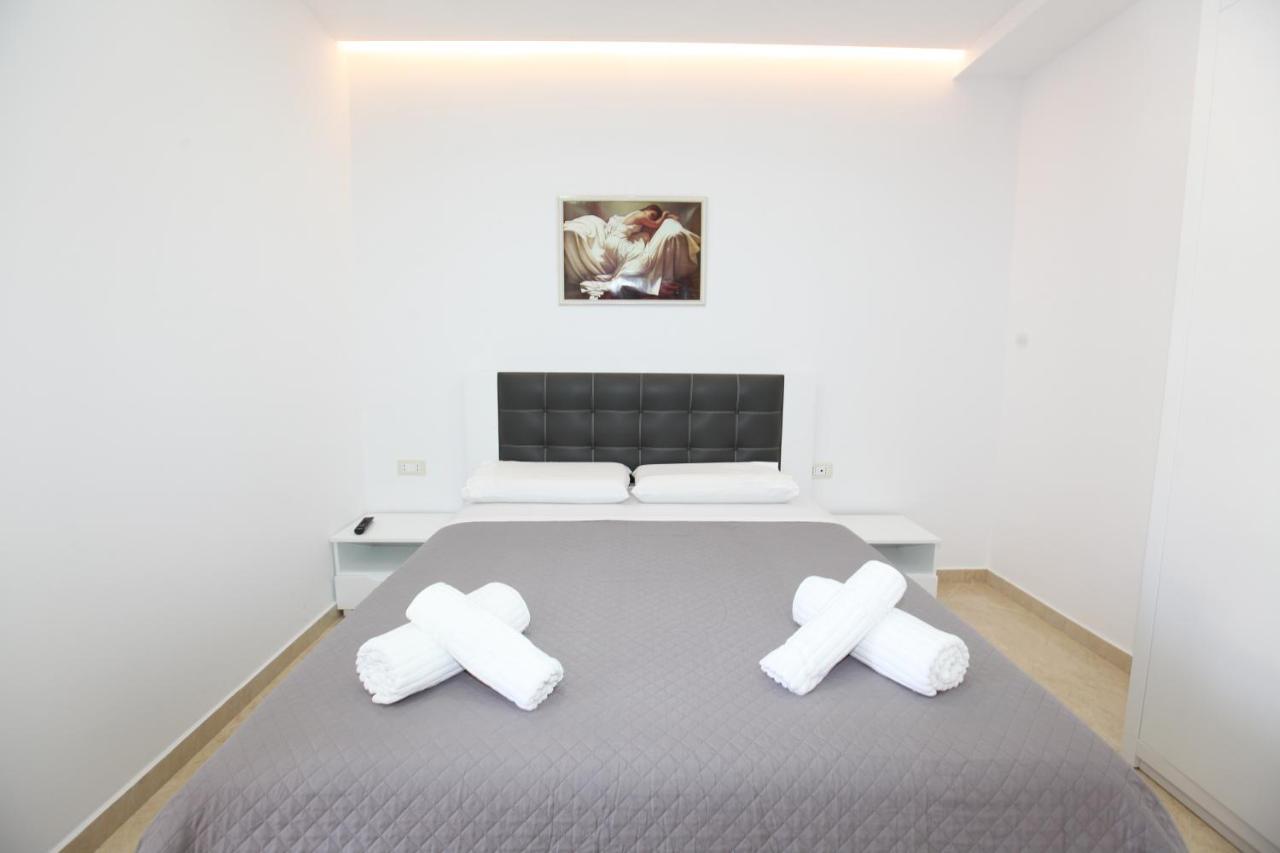 Nika Hotel Саранде Екстериор снимка